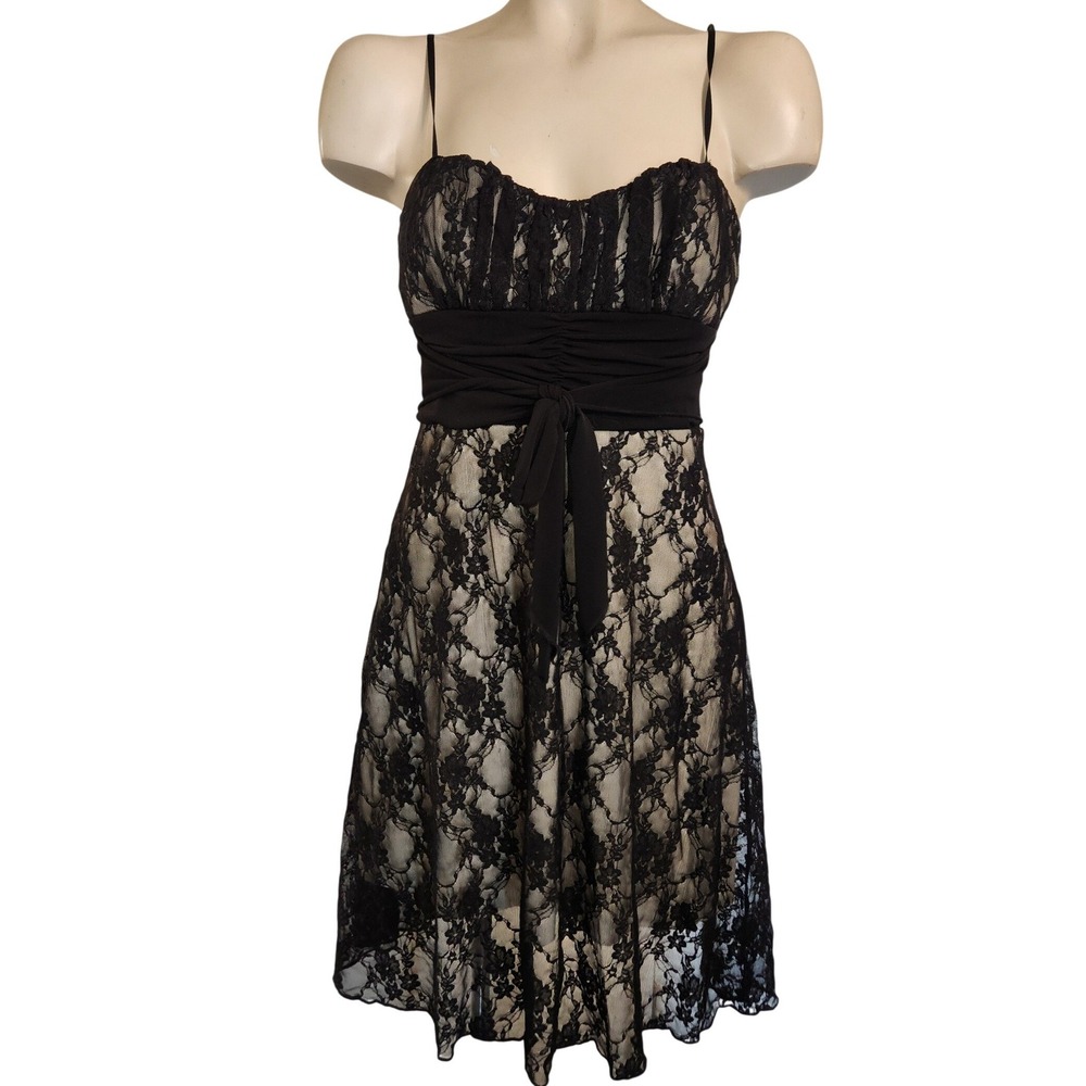 Speechless Black Lace Empire Waist Tie Front Dress M Floral Y2K Coquette whimsyβ